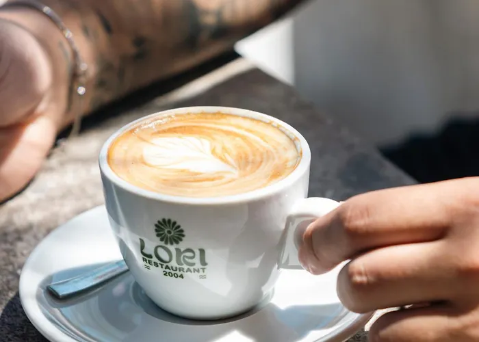 Delight Ξενοδοχείο Εξαμίλιο